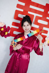 -衣贝姿婚纱礼服馆