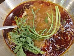 -黔哆哆地摊酸汤火锅(清湖店)