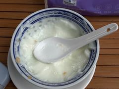 -周大娘牛乳(旧寨古村总店)