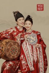 点击看大图 -乐派诗婚纱摄影