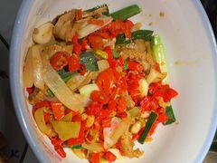 -费大厨辣椒炒肉(高铁吾悦广场店)