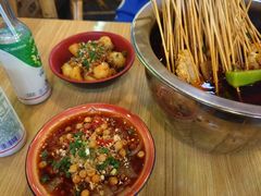 -拐枣巷小串串(财大店)