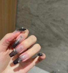 -CM.Nail美甲美睫