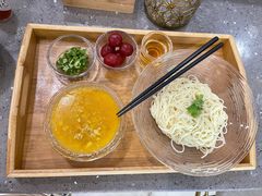 -HIHE Bistro·Oyster Bar(华熙live店)