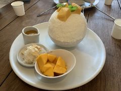 芒果雪冰-Cheevit Cheeva(Sirimangkalajarn)