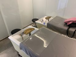 -LESSMORE科技头皮理容中心