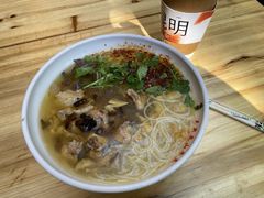 -文山荷鲜居(翠湖店)