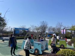 -季高兔窝窝亲子园(上海薰衣草公园店)