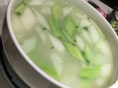 -孙家外婆•长春地标美食新名片(吾悦广场店)