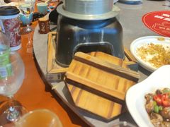 -魏铭鱼头捞饭(晋阳路店)