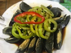 -亨利烧烤(理想山店)