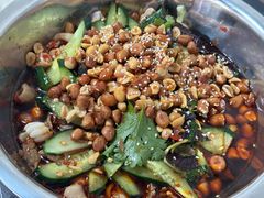 -周良天山牛杂城(天山路总店)