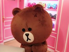 -LINE FRIENDS Garosu-gil Flagship Store