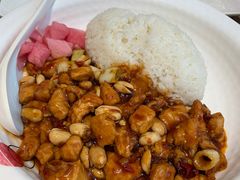 宫保鸡丁饭-阳阳中国饭(龙湖大兴天街)