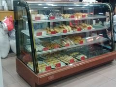 面包甜点陈列柜-旺旺饼屋传统糖水(黄塘路店)