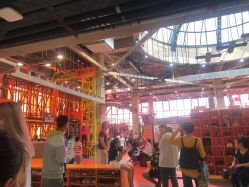 -嗨翻Hi-Fun竞技主题乐园·蹦床团建生日聚会(五棵松华熙店)