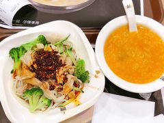 -魏家凉皮(博水商务大厦店)