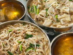 -正宗杨记普洱酸醋米线(总店)