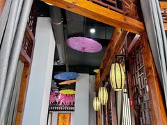 -巷子里小酒馆(繁荣路店)