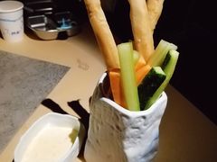 -穹六人间 people 6(岳阳路店)