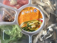菌汤虾滑方便菜-眉州东坡(民族园店)
