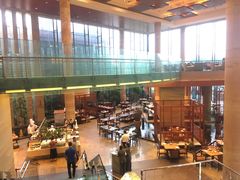 -松山湖凯悦酒店·Café自助餐厅·周末火舞秀表演