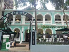 -星巴克臻选(广州沙面店)