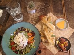 -HIGH FIVE哈福手工汉堡(桂林路店)