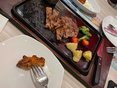 -必胜客(WOW贺州灵峰店)