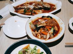 -小船渔村•大连菜•大连焖鱼(黄河路店)