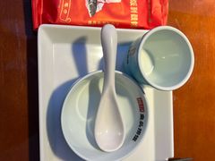 -魏铭鱼头捞饭(晋阳路店)