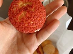 红丝绒酸奶泡芙-拾味中点(泺文路店)