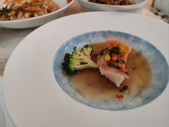 -浅深(世茂滨江精品店)