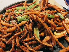 -蜀香格格•剁椒鱼头(龙西店)