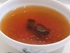 溏心萝卜猪展汤-花城苑广府菜(海心沙店)