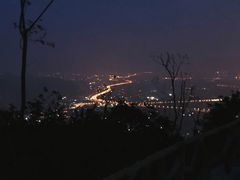 -鬼笑石后山停车场
