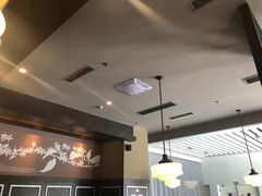 大堂-星巴克(杭州银泰城西一店)