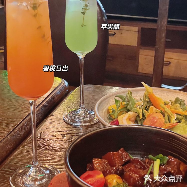 西湖边的复古餐厅｜碧桃小馆