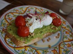 牛油果吐司-Alimentari早午餐(安福路店)