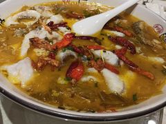 渝湘酸菜鱼-渝湘江南(律纬路店)