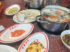 -四囍码头海鲜烧烤自助火锅(外滩南京东路悦荟广场店)