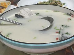 -美顺香食府鱼头老店(雪野湖店)