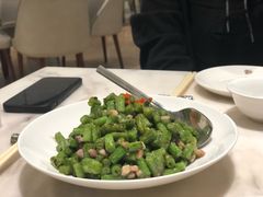 -香港百合居(LCM置汇旭辉广场店)