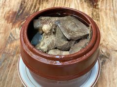 鸡骨草炖猪横利-黄祥华养生堂·炖汤·营养蒸饭(岭南天地店)