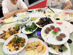 -鹏城人家海鲜酒家·23年老字号(较场尾店)