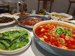 -万重锦·人文川菜馆(骡马市店)