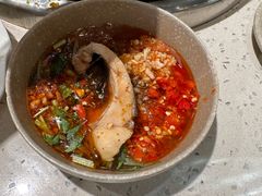 -肖肖酸萝卜鱼火锅(总店)