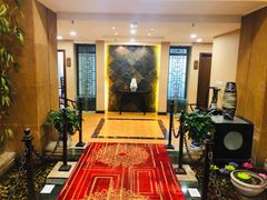-山明水秀大饭店