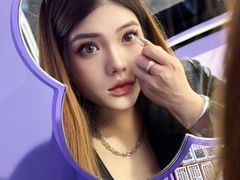 -HITOMI希多蜜美瞳(凯德晶萃店)