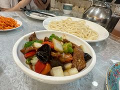 -汗腾格里·风味餐厅(新疆驻京办店)